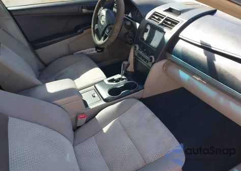 2012 Toyota Camry Le z USA, uszkodzony, nr VIN 4T1BF1FK8CU022732